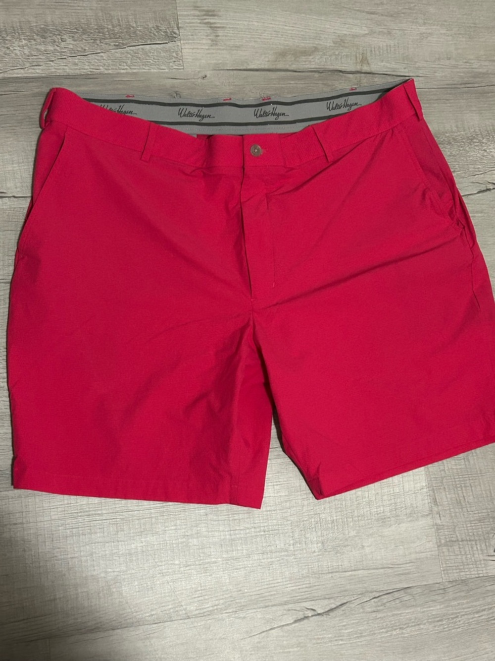 Walter Hagen Bright Red Flat-Front Golf Shorts